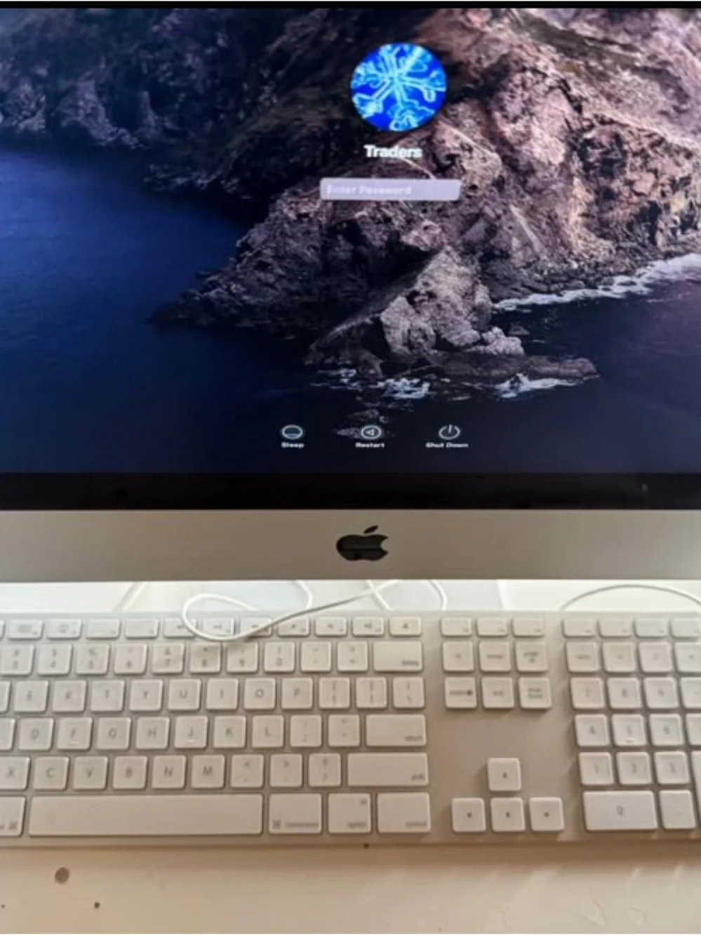Apple iMac 21.5” Late 2013 Desktop Computer
